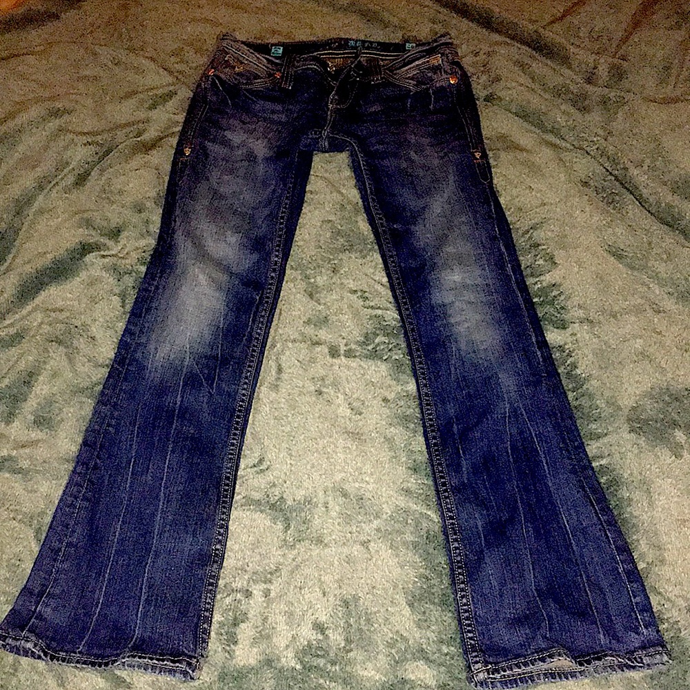 Boot cut jeans